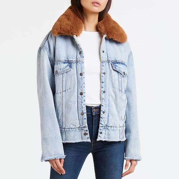 Vintage Levi’s Oversized Sherpa Trucker Jacket - Picture 3 of 10